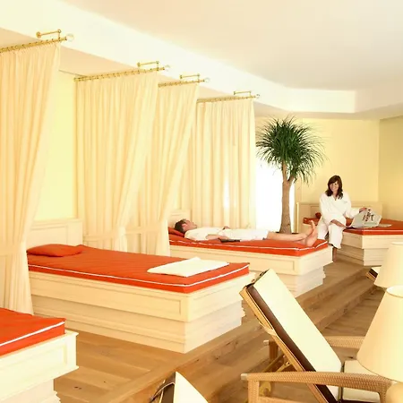 Hotel Parkhotel 4*