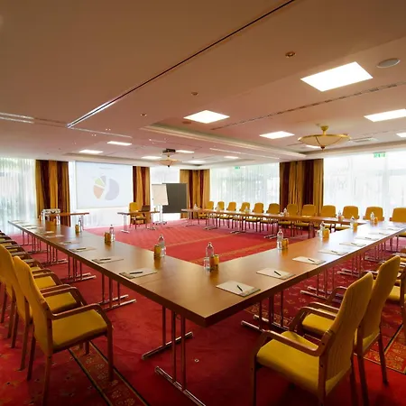 Parkhotel 4*