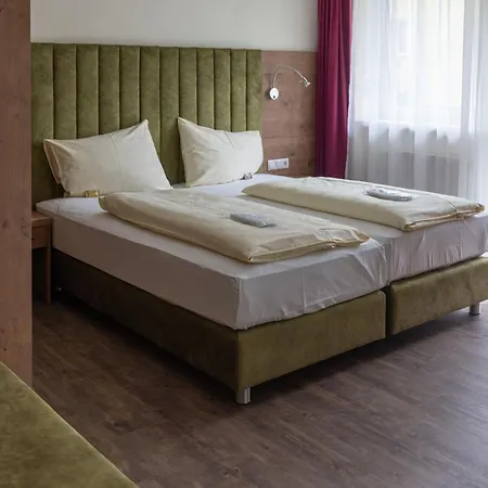 Hotel Parkhotel 4*