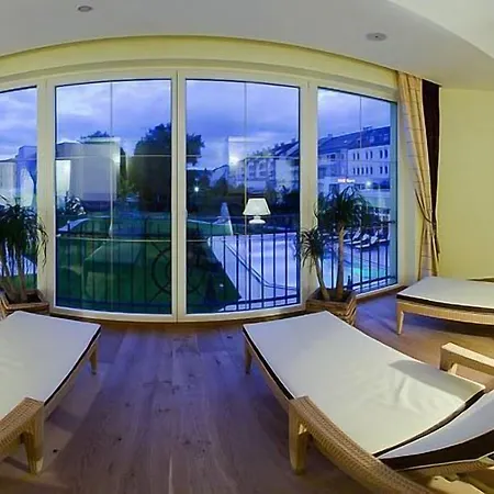 Parkhotel Szálloda 4*