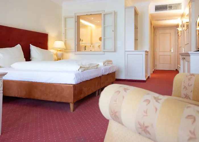 Ξενοδοχείο Parkhotel 4*