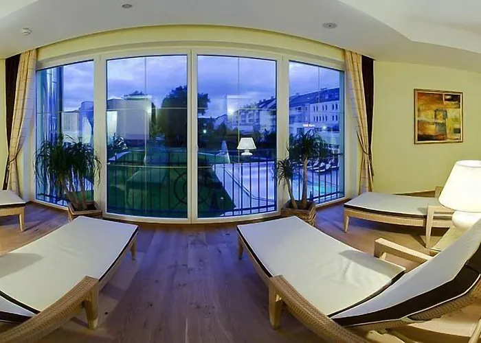 Parkhotel Ξενοδοχείο 4*